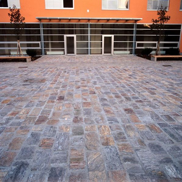 StainzerBodenplatten_5